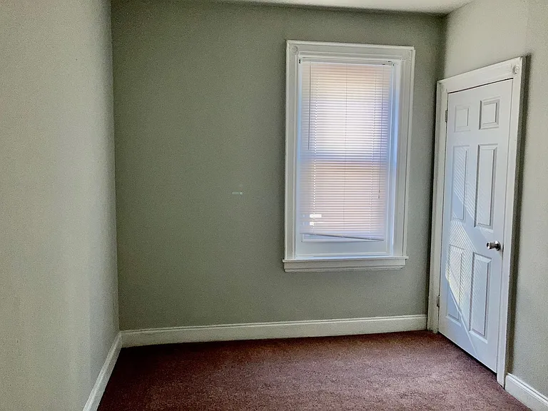 5215 Pine St — Photo 14