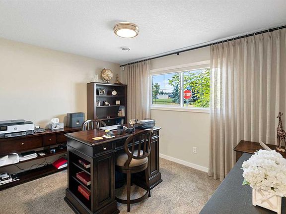4th image of 263 W Mahogany Way SE