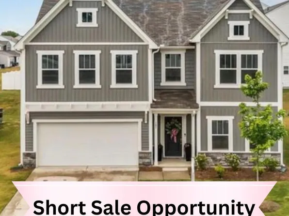 185 Horseshoe Pl, Angier, NC 27501