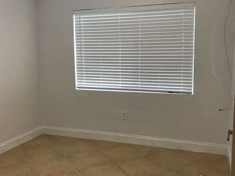 20221 SW 112th Ct — Photo 6