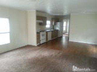 2nd image of 739 Queens Rd