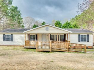 3924 Ernandez Rd, Richburg, SC 29729