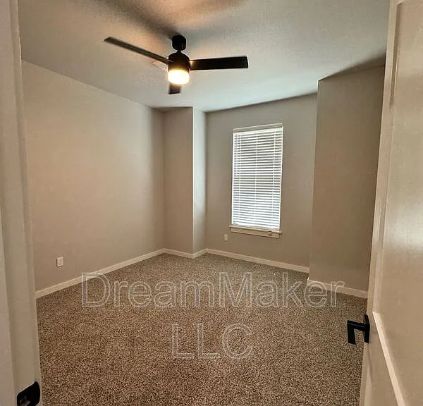 5229 Lily Ln — Photo 6