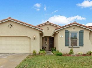 975 Heidi Ave, Fowler, CA 93625