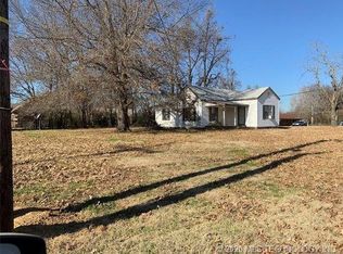 255 S Main St, Krebs, OK 74554