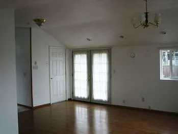 4 bedroom 2 bath coming soon Updated photos coming soon — Photo 4