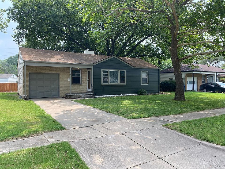 3 bedroom 1 bath home in a park like setting.