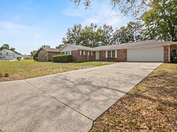 3rd image of 8213 Squire Rd