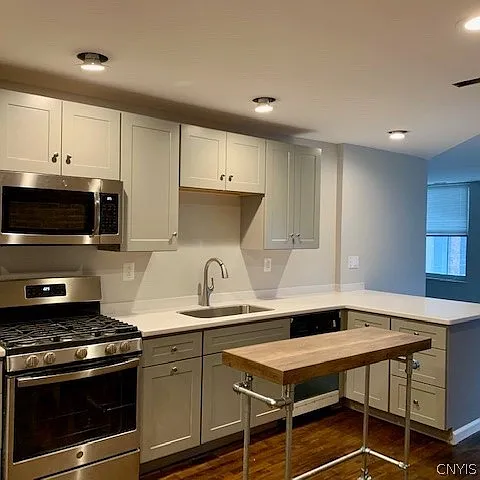 309 S Franklin St — Photo 2