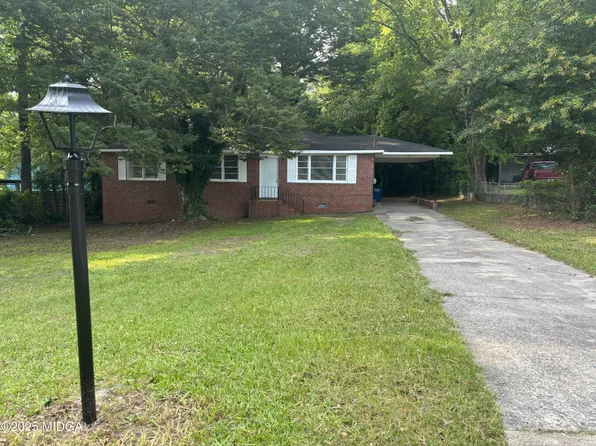 2230 Greenwood Dr, Macon, GA 31211