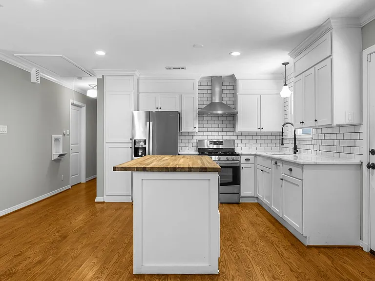 563 Hambrick Rd — Photo 23