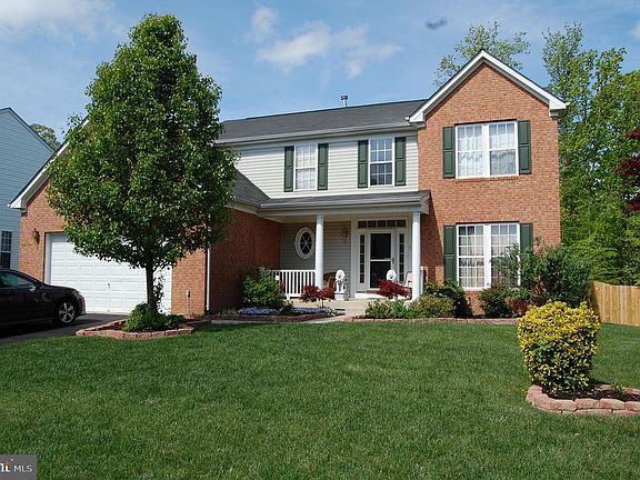 2nd image of 9 Temple Dr