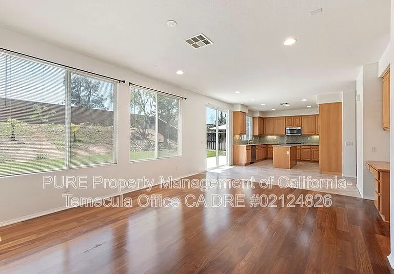 29723 Andromeda St — Photo 6