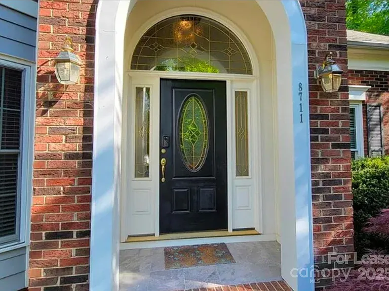 8711 Piccone Brook Ln — Photo 2