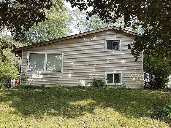 2nd image of 1629 Sacramento Dr