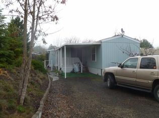 1320 Lookingglass Rd, Roseburg, OR 97471