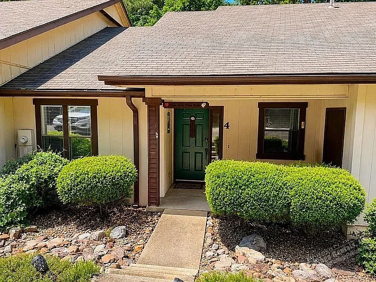 4 Lonjeta Ln — Photo 1