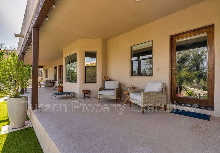 3901 N Vista De La Cima — Photo 36