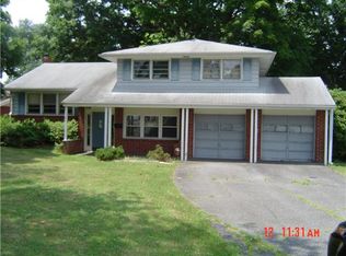 1201 McKennans Church Rd, Wilmington, DE 19808