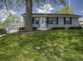 1233 Cunningham Ave, Saint Charles, MO 63301