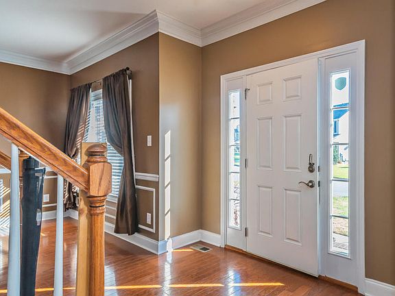 4th image of 5821 Beaver Run Ln