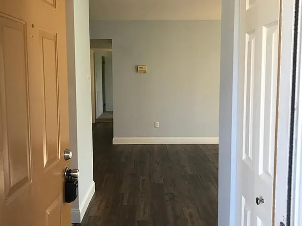 403 Paddock Ct #403, Sewell, NJ 08080