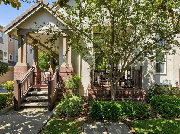 140 Chetwood Dr, Mountain View, CA 94043