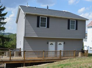 2243 McKees Rocks Rd #1, Mc Kees Rocks, PA 15136
