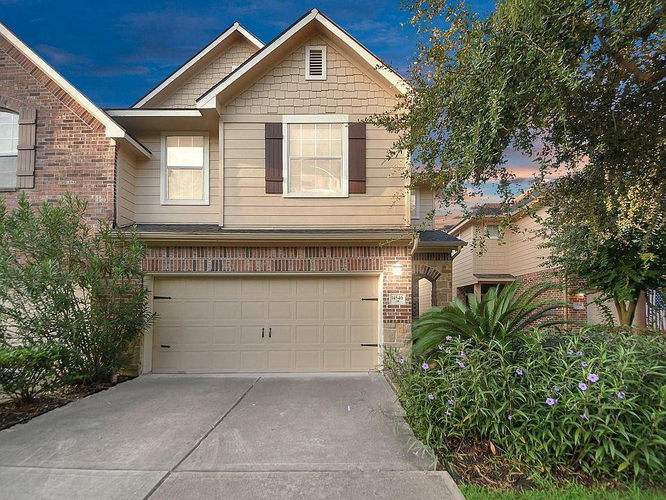 1st image of 14546 Bergenia Drive