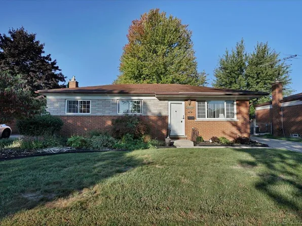 29259 Fairfield Dr, Warren, MI 48088