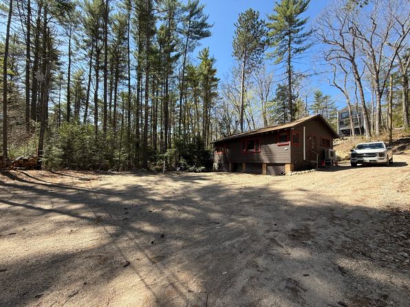 111 Towle Farm Rd #A, East Wakefield, NH 03830