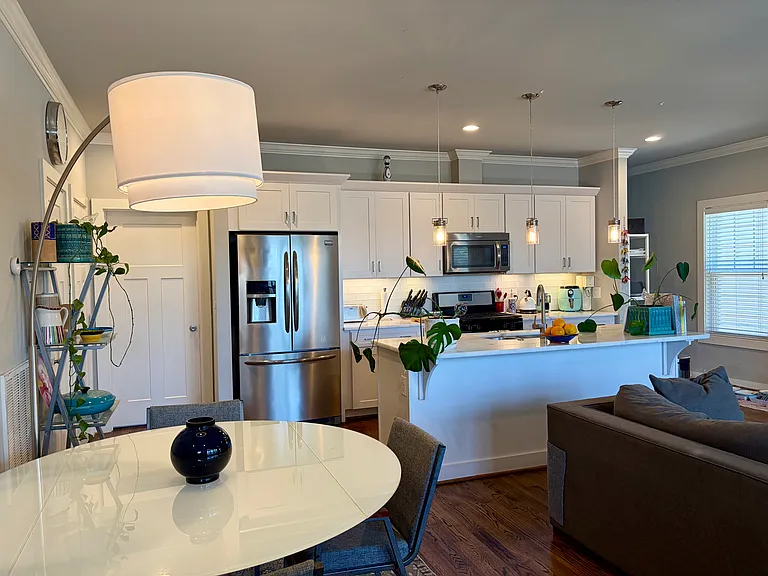 Open plan living that can be set up in multiple ways. Tons of natural light. *NOTE: house comes unfurnished (pics show current owner's furnishings that will be moved).*