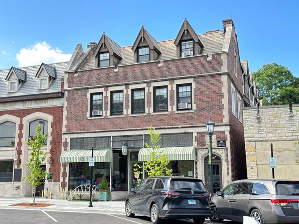 733 Elm St #403