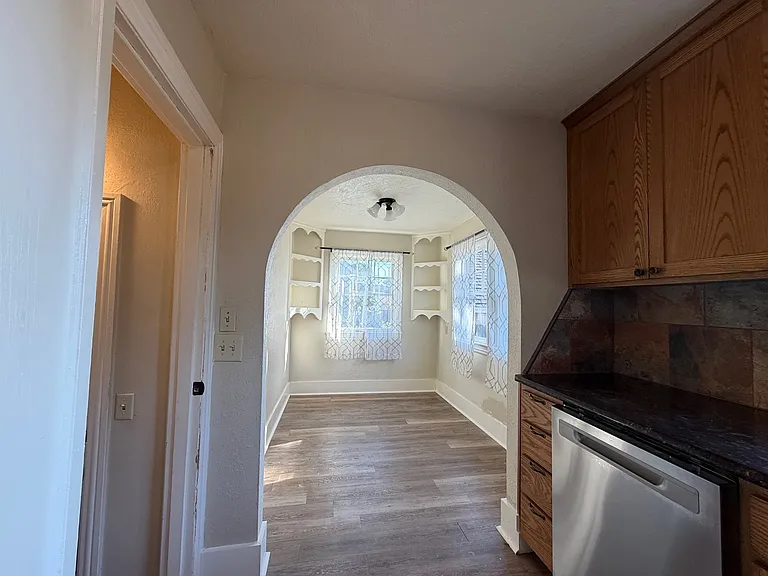 1435 18th St NE — Photo 34