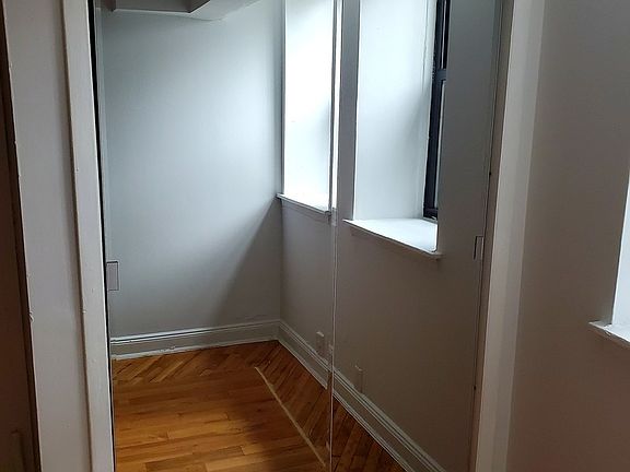 5th image of 180 Prospect Park W #17-17GARDE