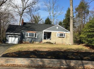 1374 Stony Brook Ln, Mountainside, NJ 07092