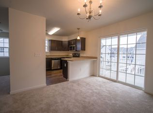 136 S Spring Cir #136, Lancaster, PA 17603