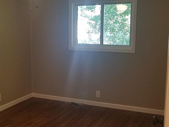 5th image of 1104 Mosquito Ln