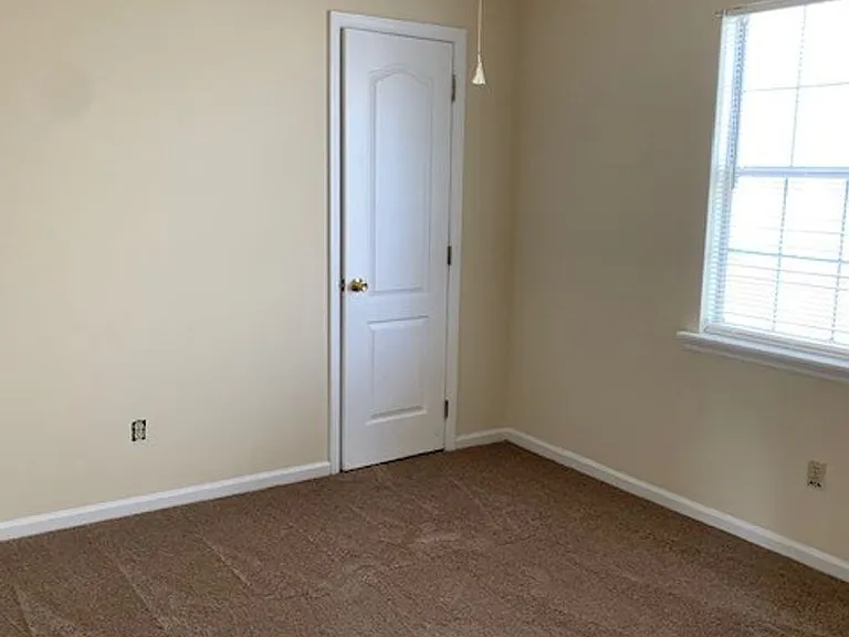 3004 Kensington Ln — Photo 6