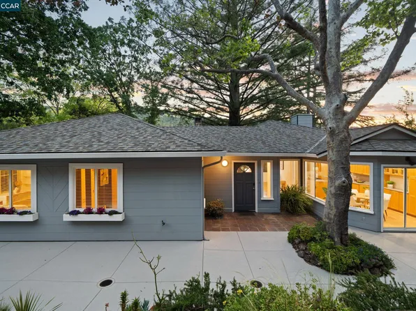 13 La Plaza Dr, Orinda, CA 94563