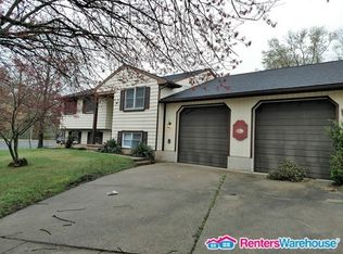 121 Parkview Rd, Stratford, NJ 08084