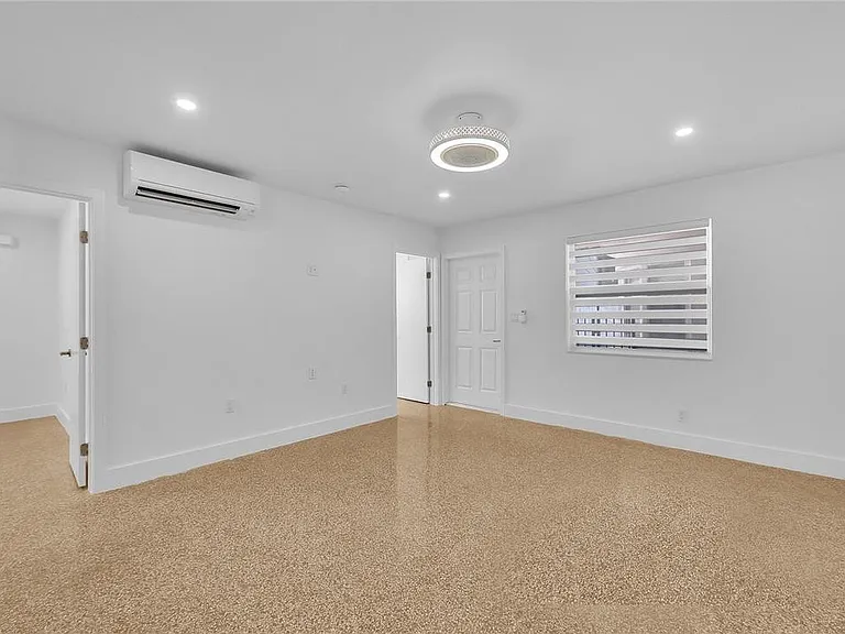 5122 NE 19th Ave #2 — Photo 14