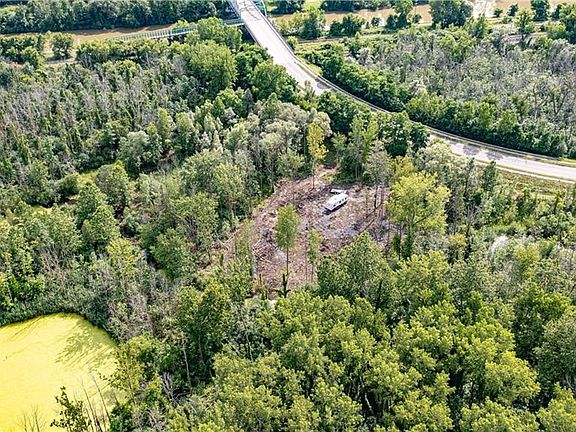 3rd image of 0 Lyndon Rd #27