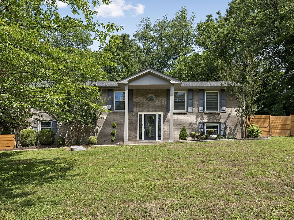 1st image of 590 Weeping Elm Rd