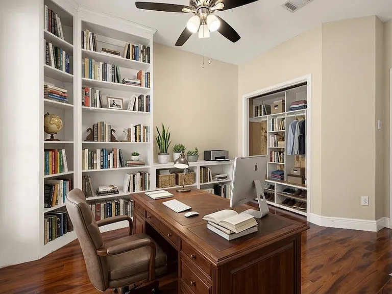 3955 Grayling Ln — Photo 6