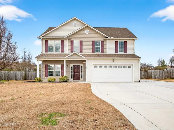 108 Woods Run Circle, Richlands, NC 28574