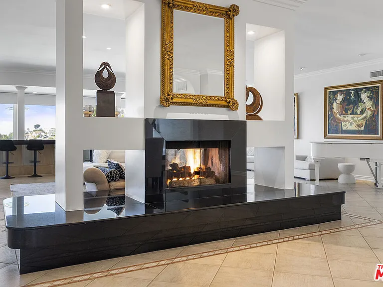 7834 Electra Dr — Photo 6