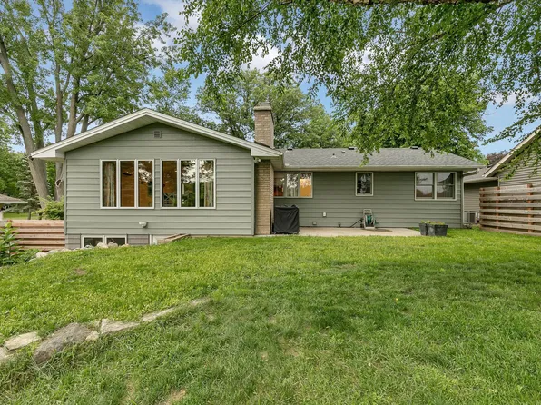 705 W River St, Monticello, MN 55362