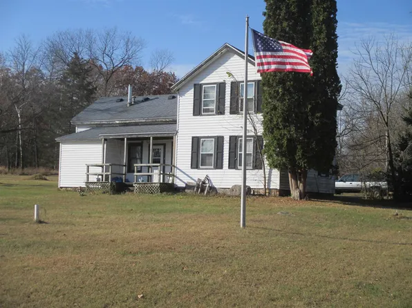 N2905 11th Dr, Montello, WI 53949
