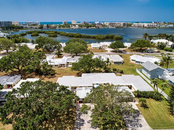 5920 Driftwood Ave, Sarasota, FL 34231